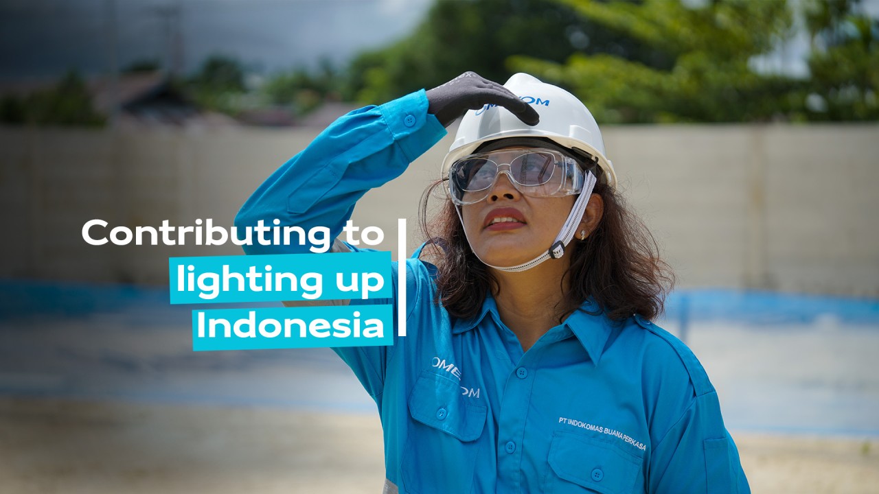 Omexom Portraits campaign visual featuring Vanny, Project Manager in Indonesia